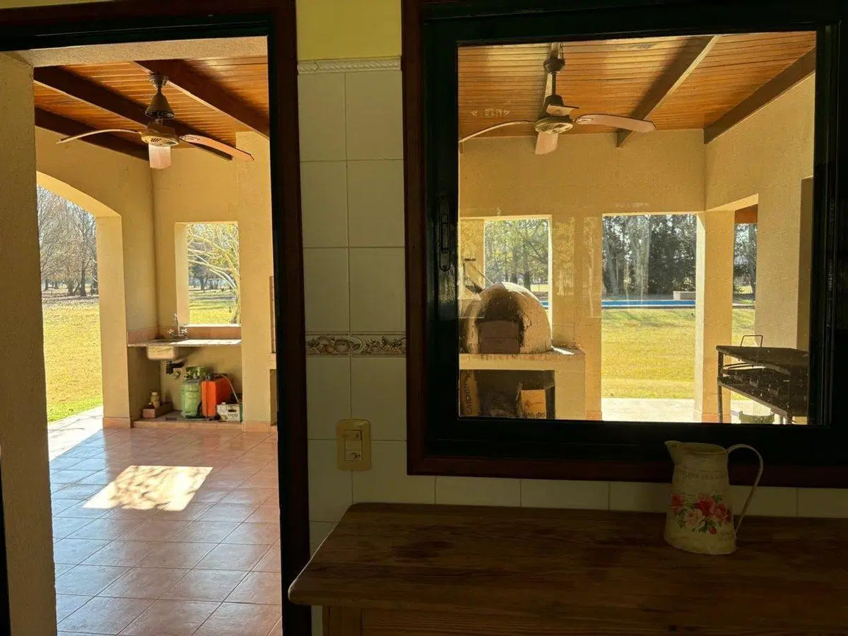 Venta Casa 322 m2. Terreno 1 ,1 ha. Ch. La Alameda 2