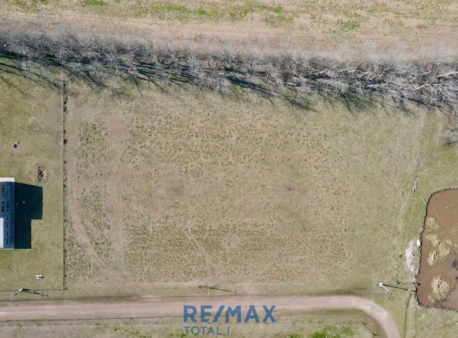 Terreno venta 10500 m2 Chacras de la Alameda 4