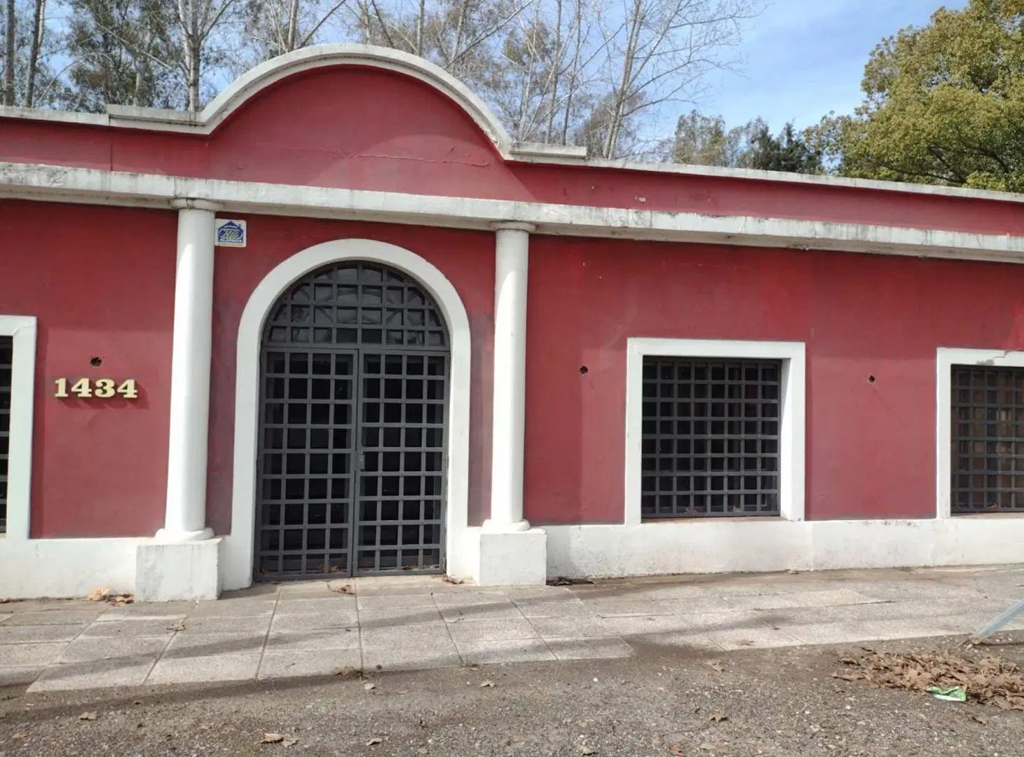 VENTA Oficina espacio multiuso y vivienda ruta 28 4