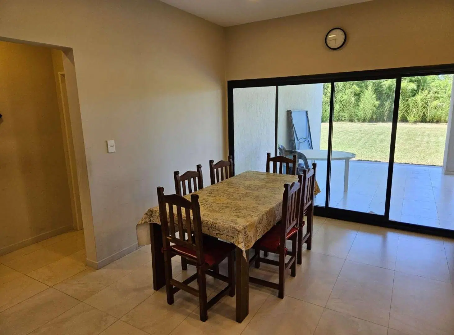 VENTA CASA PERMUTA  LOTE CENTRAL ALTOS DE MANZANAR 2