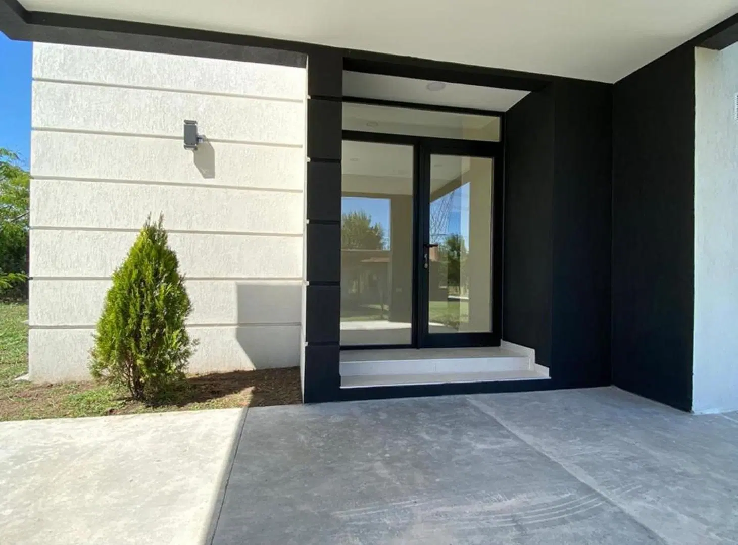 VENTA CASA PERMUTA  LOTE CENTRAL ALTOS DE MANZANAR 3