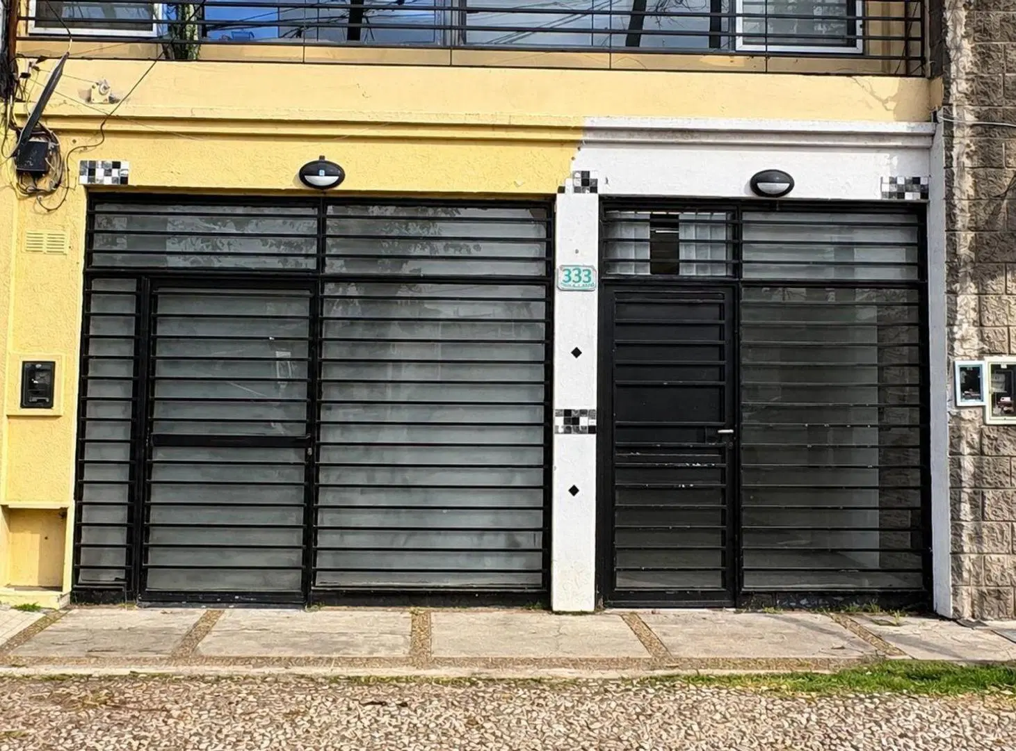VENTA LOCAL COMERCIAL PILAR CENTRO SUBDIVIDIDO 2