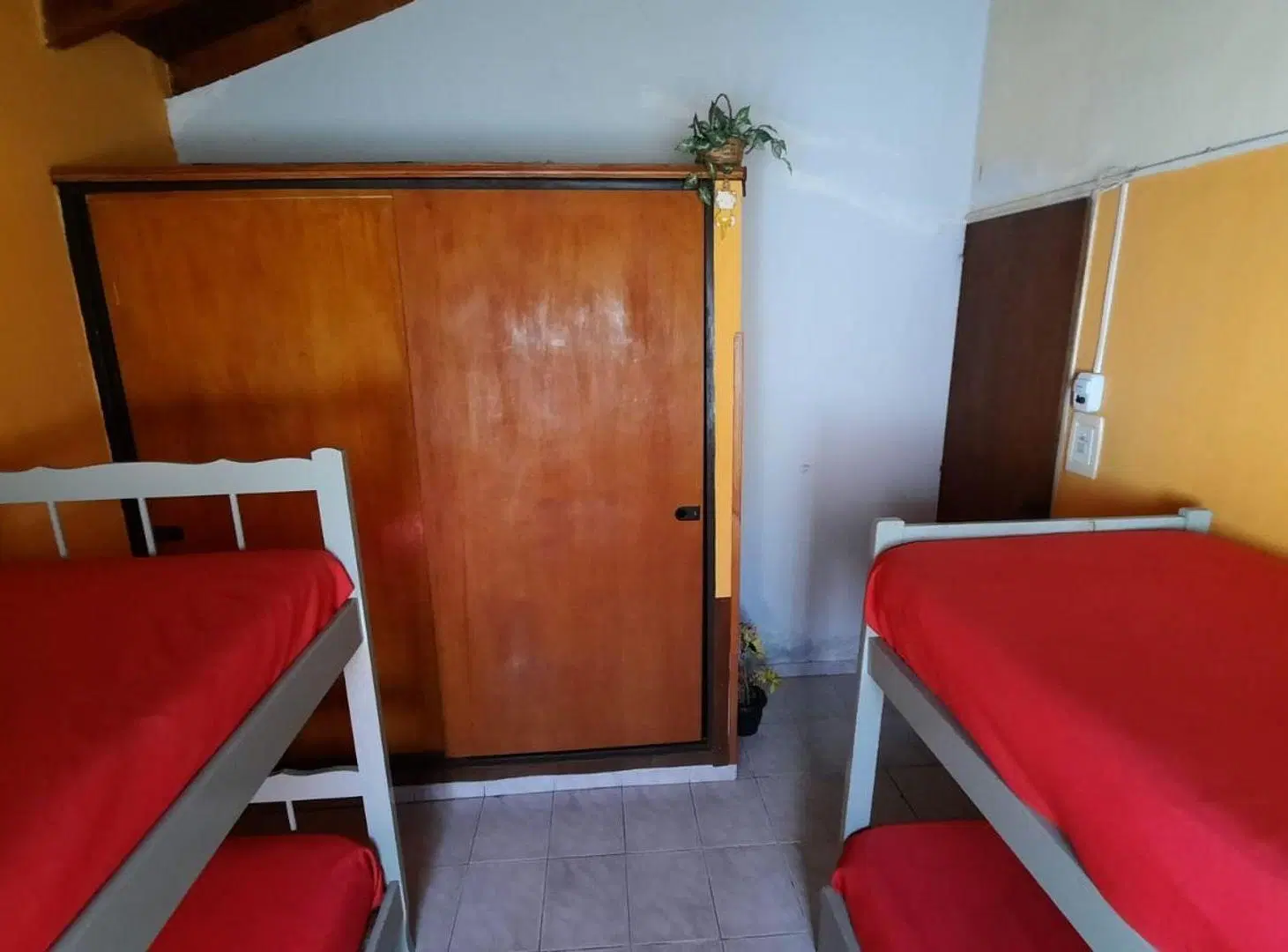 VENTA CASA PARQUE Y PILETA PARQUE EXALTACIÓN. 5