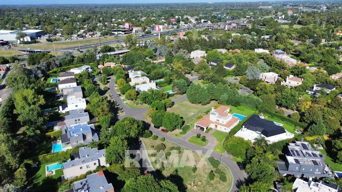 VENTA LOTE AYRES DE PILAR ESQUINA 1170M  TRANQUERA 2