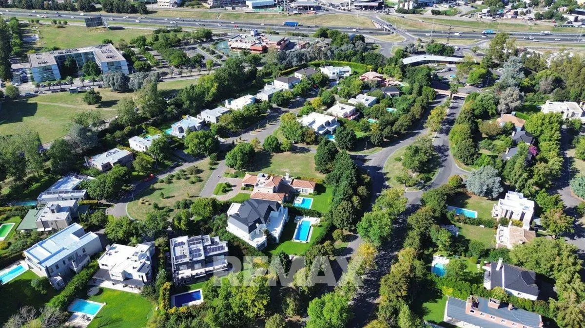 VENTA LOTE AYRES DE PILAR ESQUINA 1170M  TRANQUERA 4