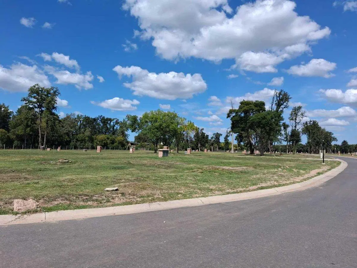 LOTE VENTA BARRIO LA ESTELA PILAR-FINANCIA 50% 3
