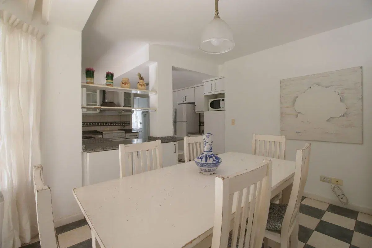 CASA EN VENTA LOS LAGARTOS COUNTRY CLUB, PILAR. 5