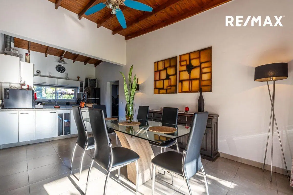 Venta casa Las Liebres 1 planta ,  pileta, km 38 2