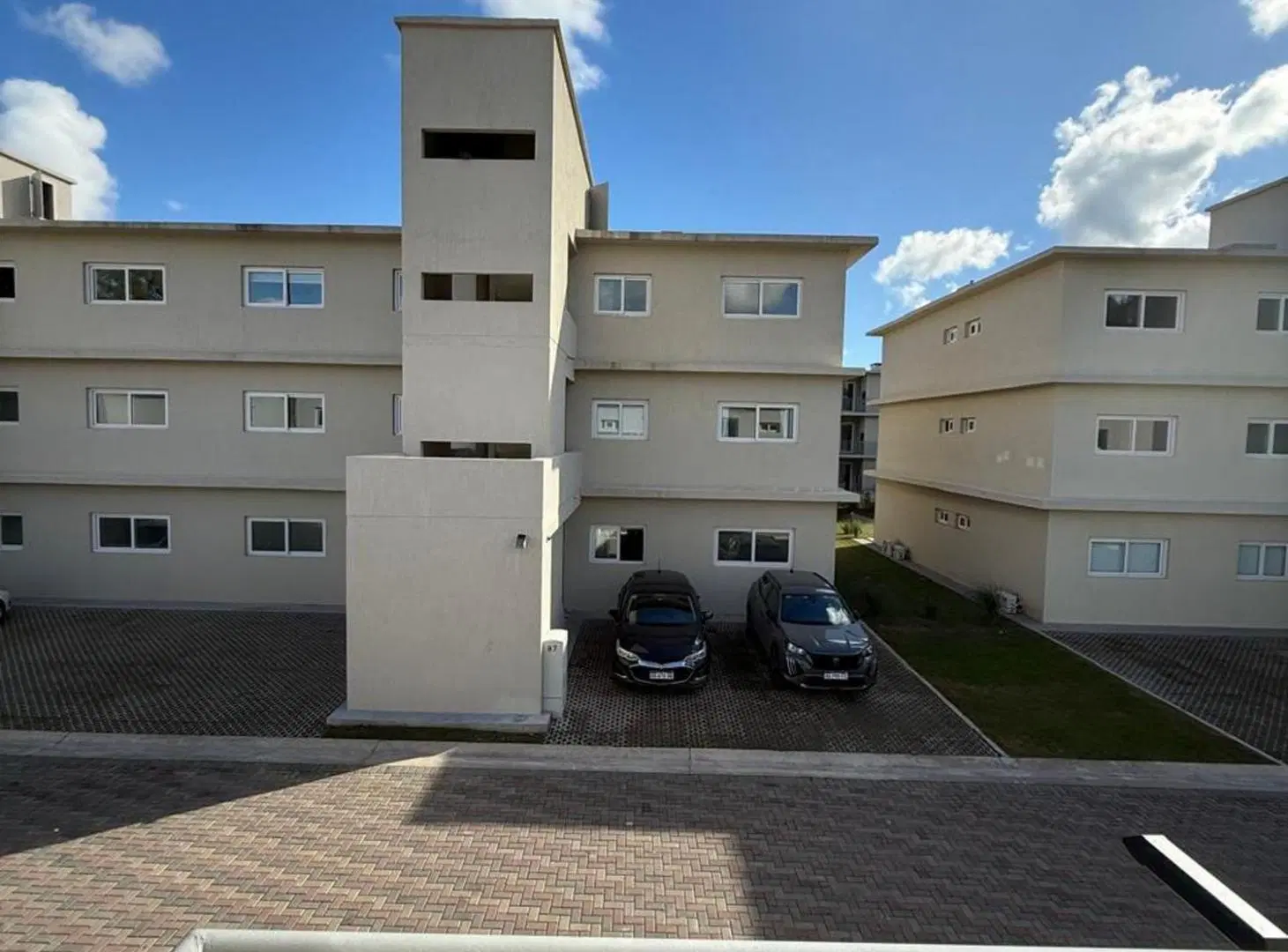 ALQUILER CASA 4 AMB CON JARDIN CHIC VILLAGE PILAR 3