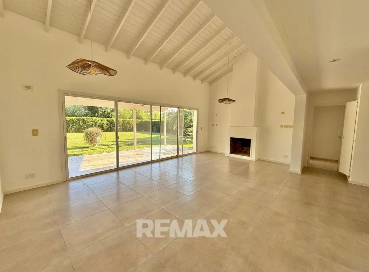 Casa en Venta 6 amb en B° El Mirasol V Rosa Pilar 5