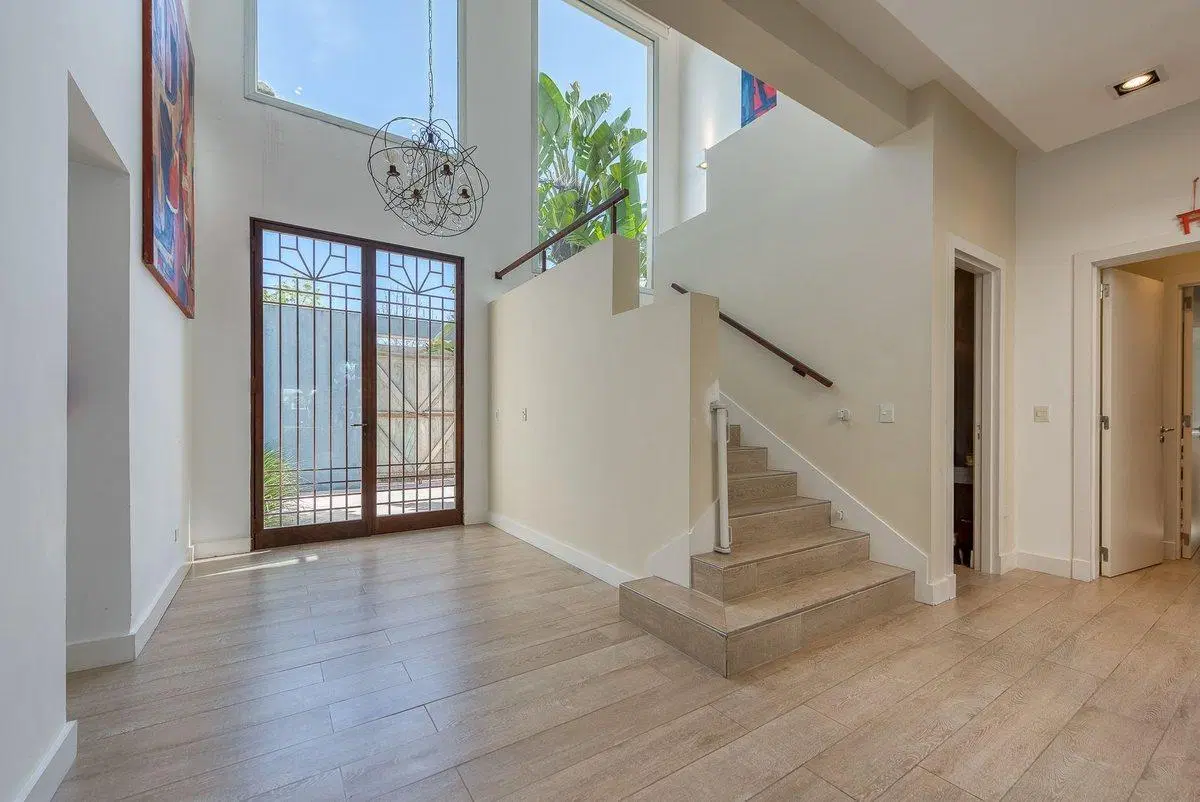 VENTA CASA EN ALBANUEVA CON AMARRA 5 AMB. 2