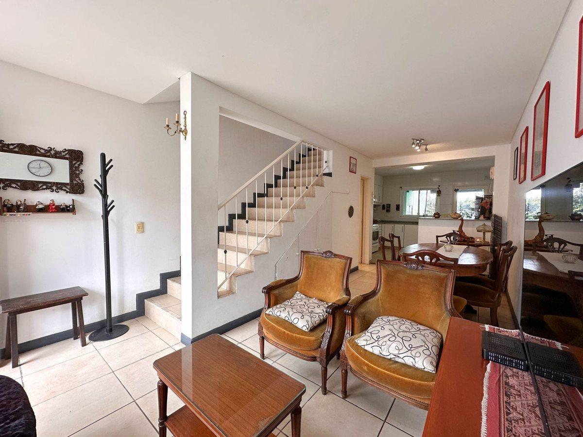 VENTA DUPLEX CON JARDIN PILAR PELLEGRINI VILLAGE