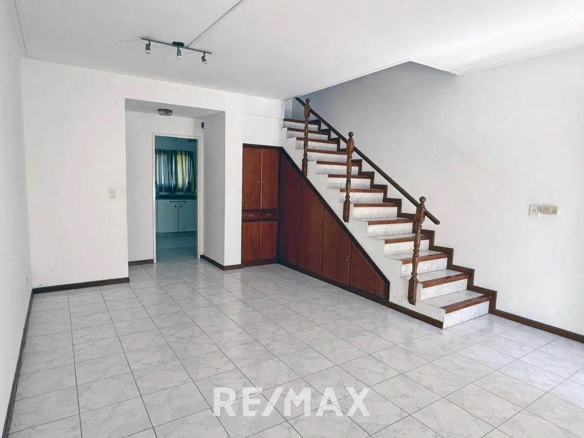 VENTA DUPLEX / 3 AMB. JARDIN COCHERA PILAR CENTRO 3