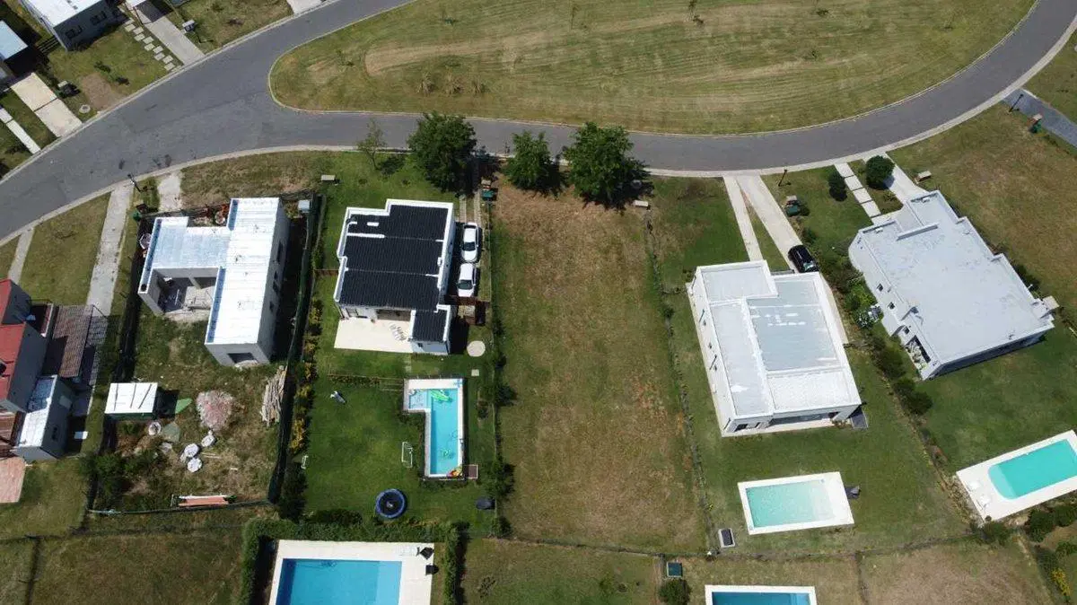 VENTA LOTE 602 M² Bª SAN SEBASTIÁN ORIENTACIÓN NE 4