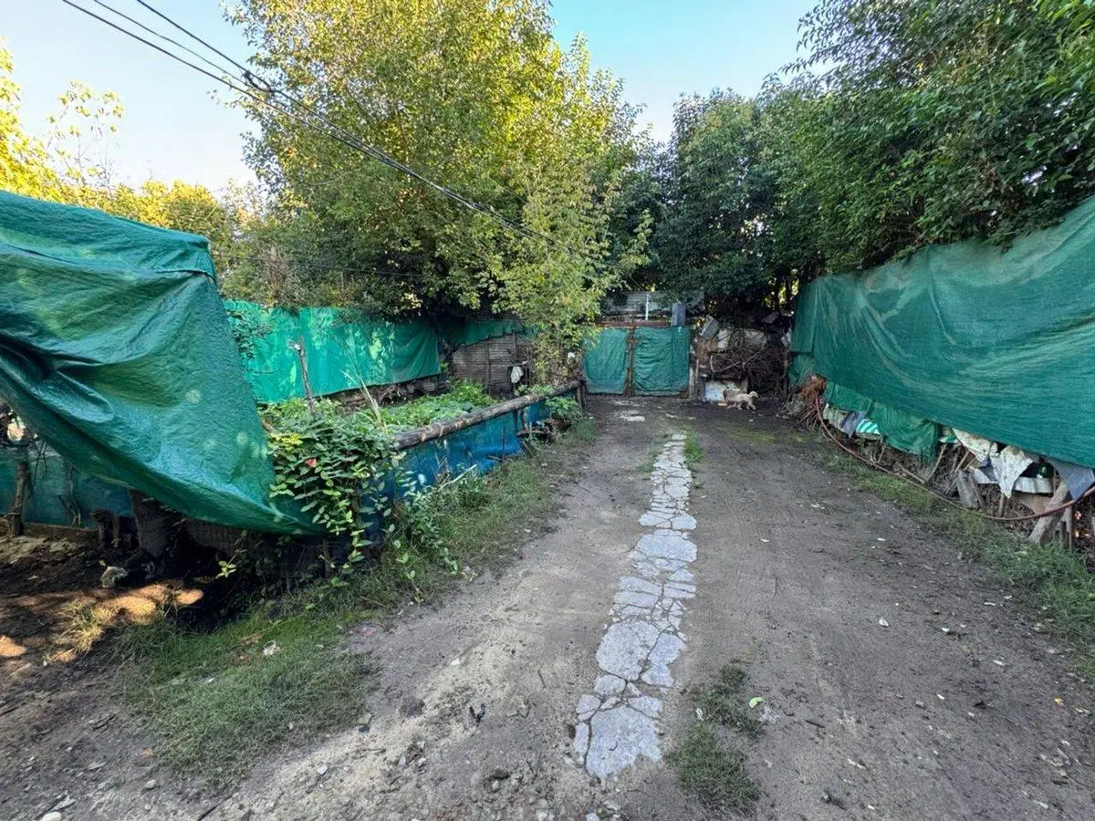 VENTA CASA C/ 4 DORMITORIOS Y PARQUE - A REFACCIÓN 5