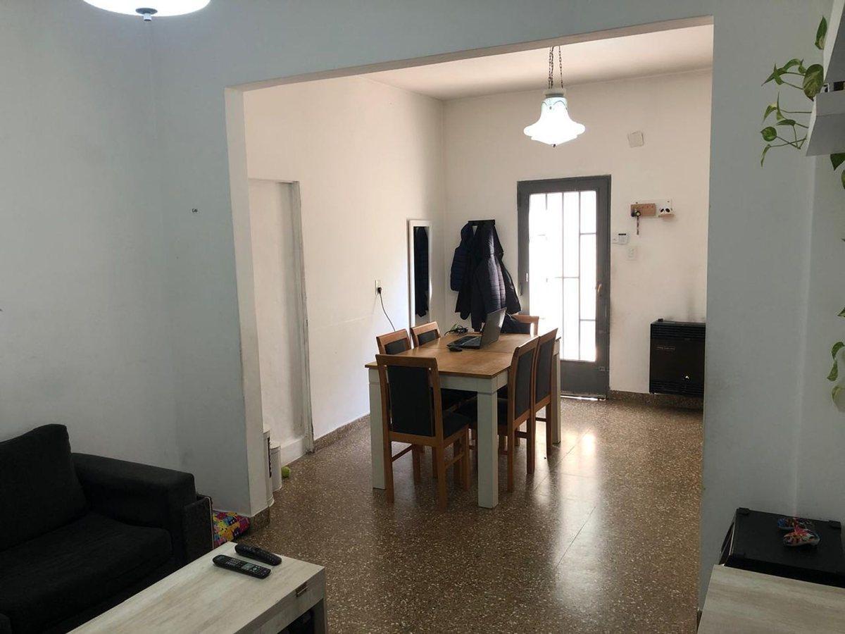 Foto de CASA EN VENTA 4 AMBIENTES VILLA ADELINA SAN ISIDRO, imagen 2