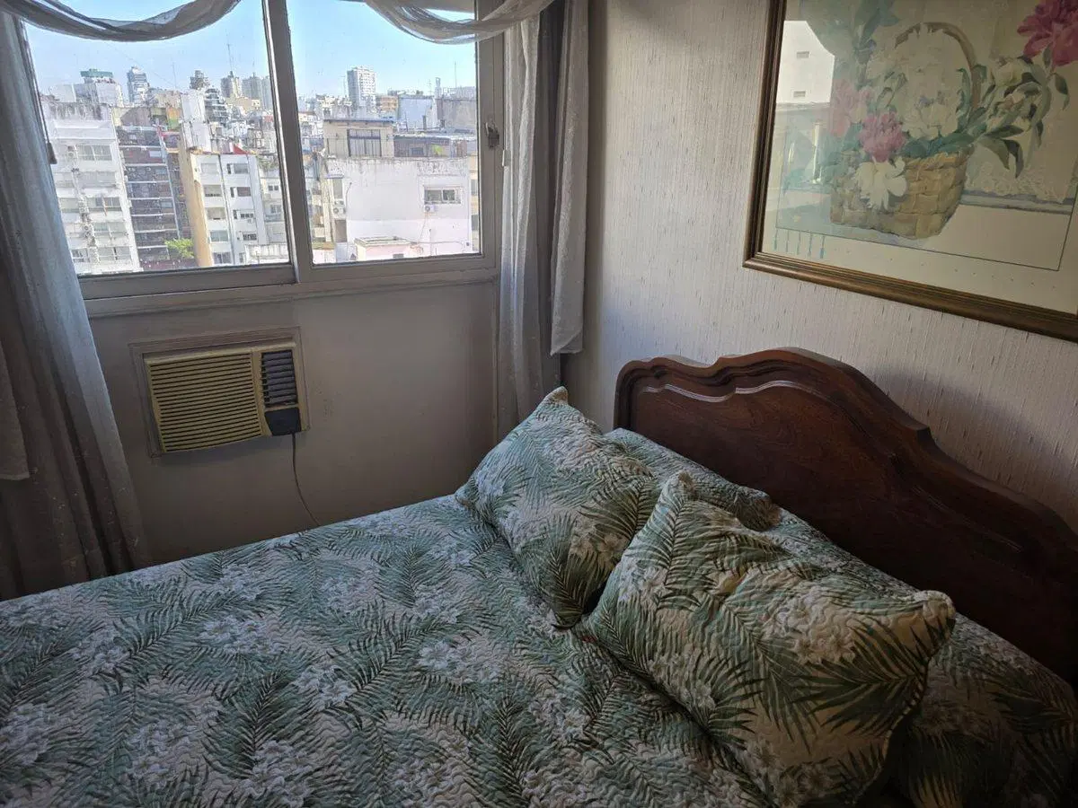 Alquiler  Recoleta 4 amb  balcón piso alto luz 4