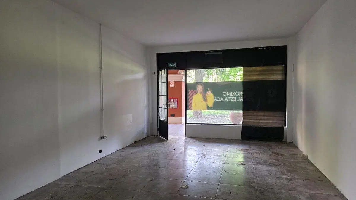 LOCAL EN ALQUILER EN PUEBLO CAAMAÑO  PILAR 4
