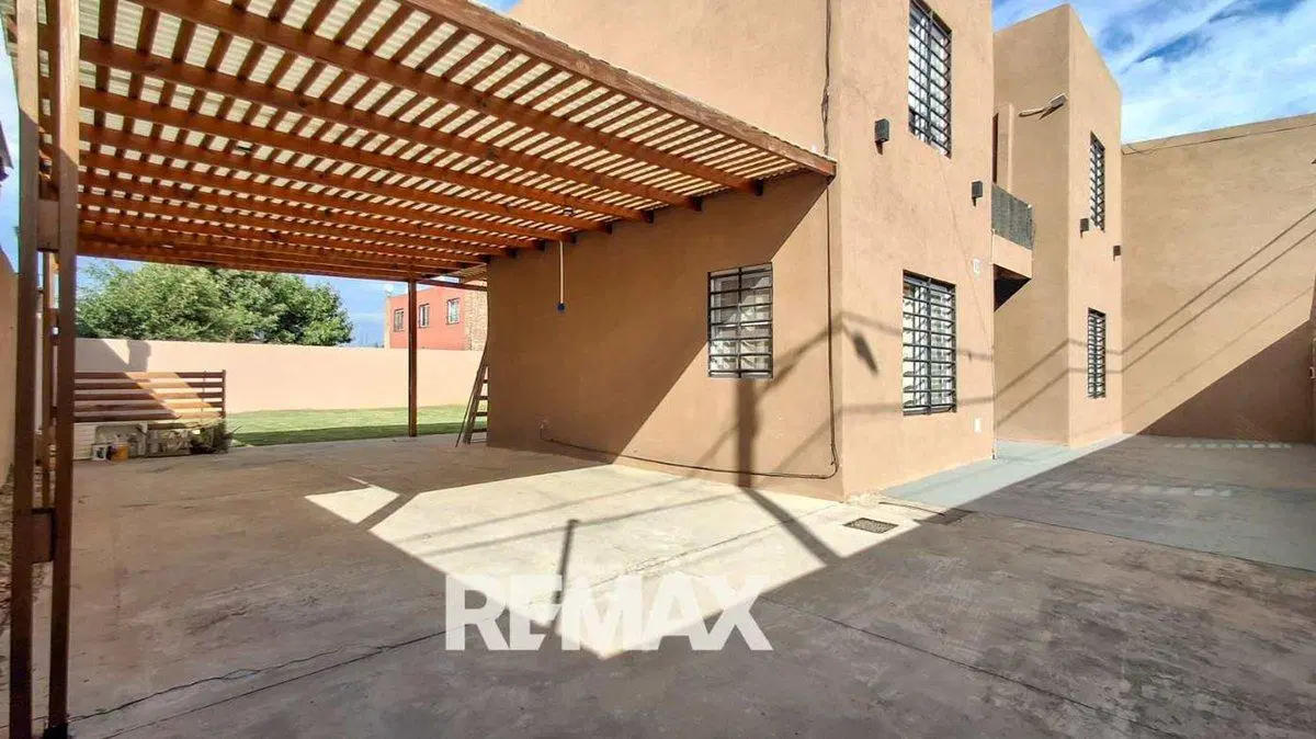 Venta casa 3 dorm. jardin 3 coch derqui pilar. 4