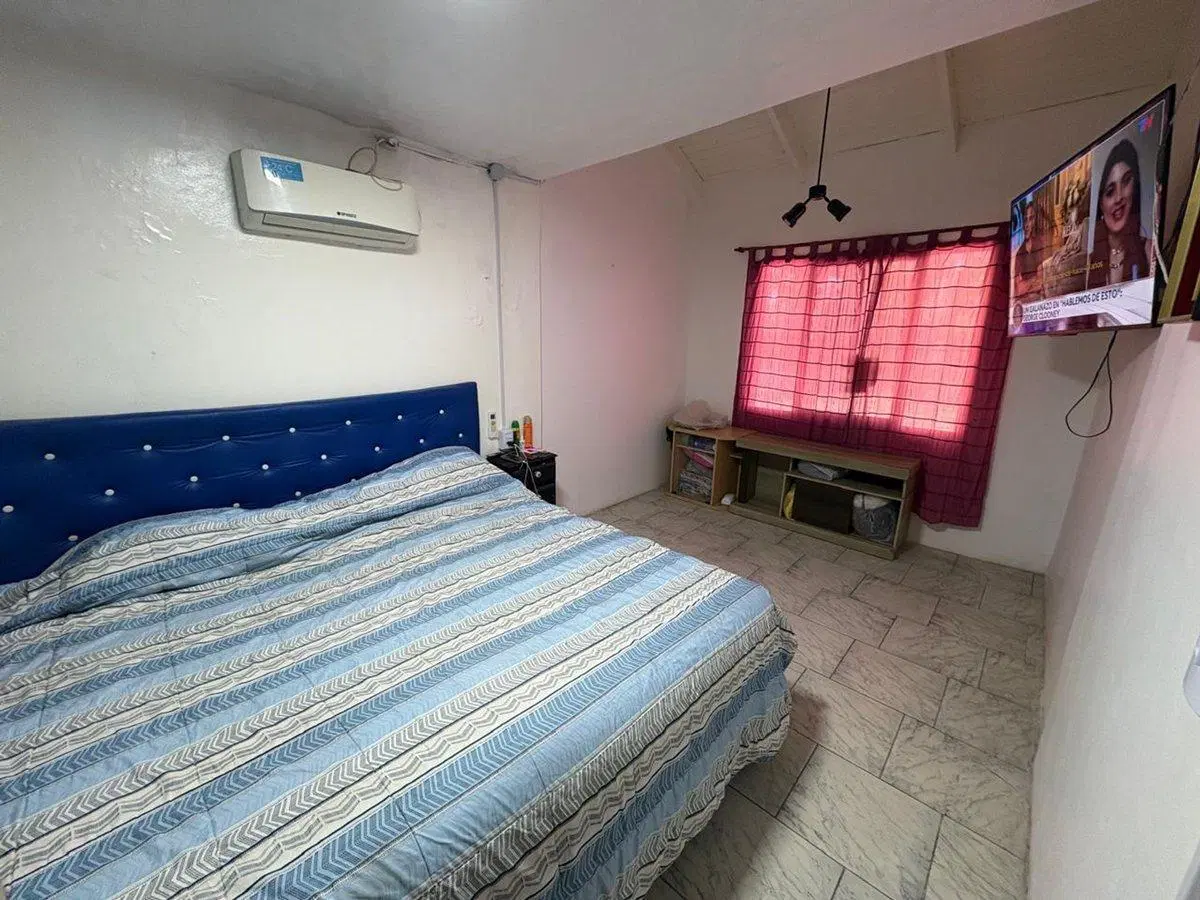 CASA 3 AMB EN MORENO CON PILETA Y COCHERA PERMUTA 2