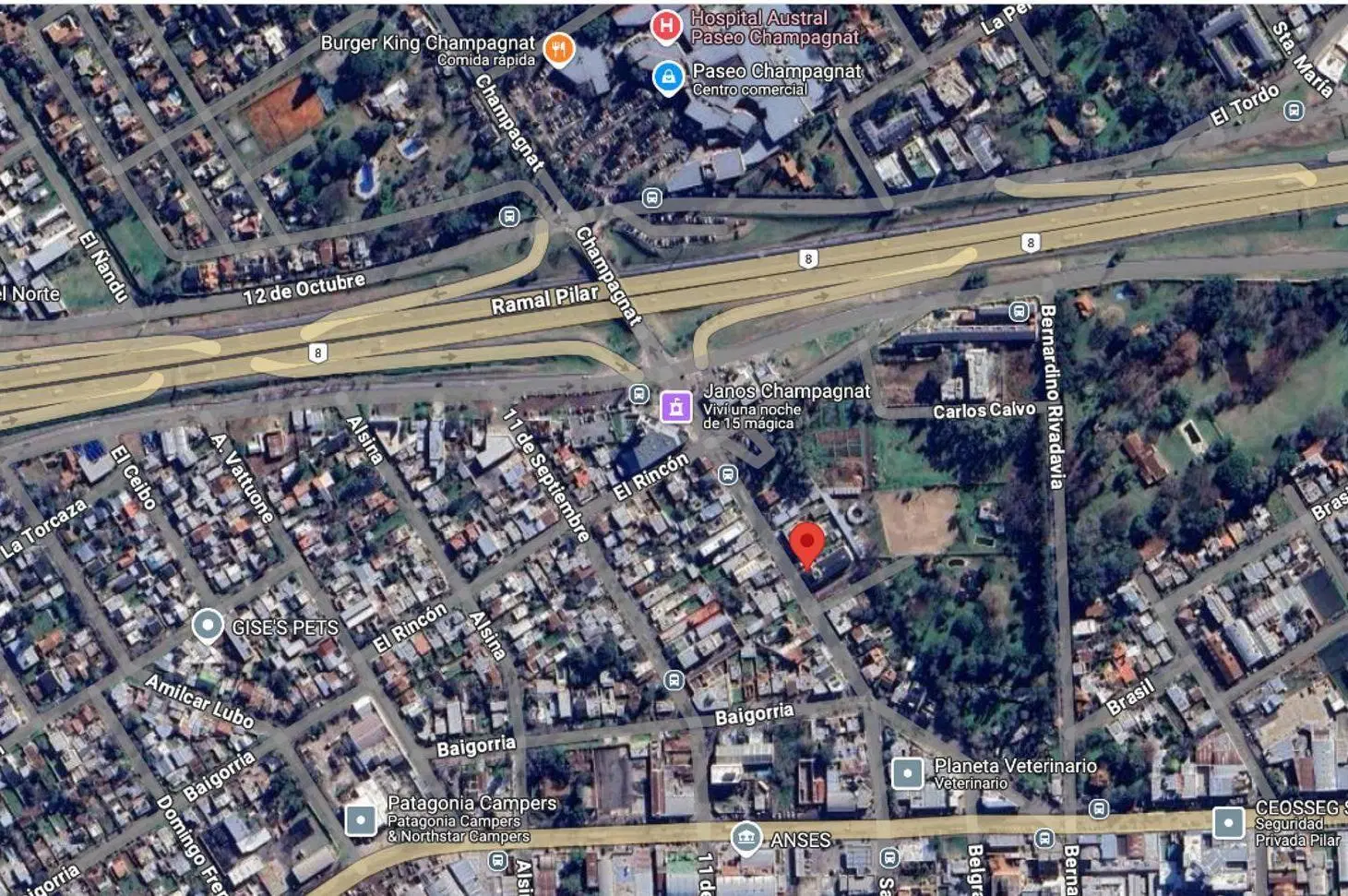 VENTA CASA A RECICLAR  OPORTUNIDAD PILAR  CTRO. 8