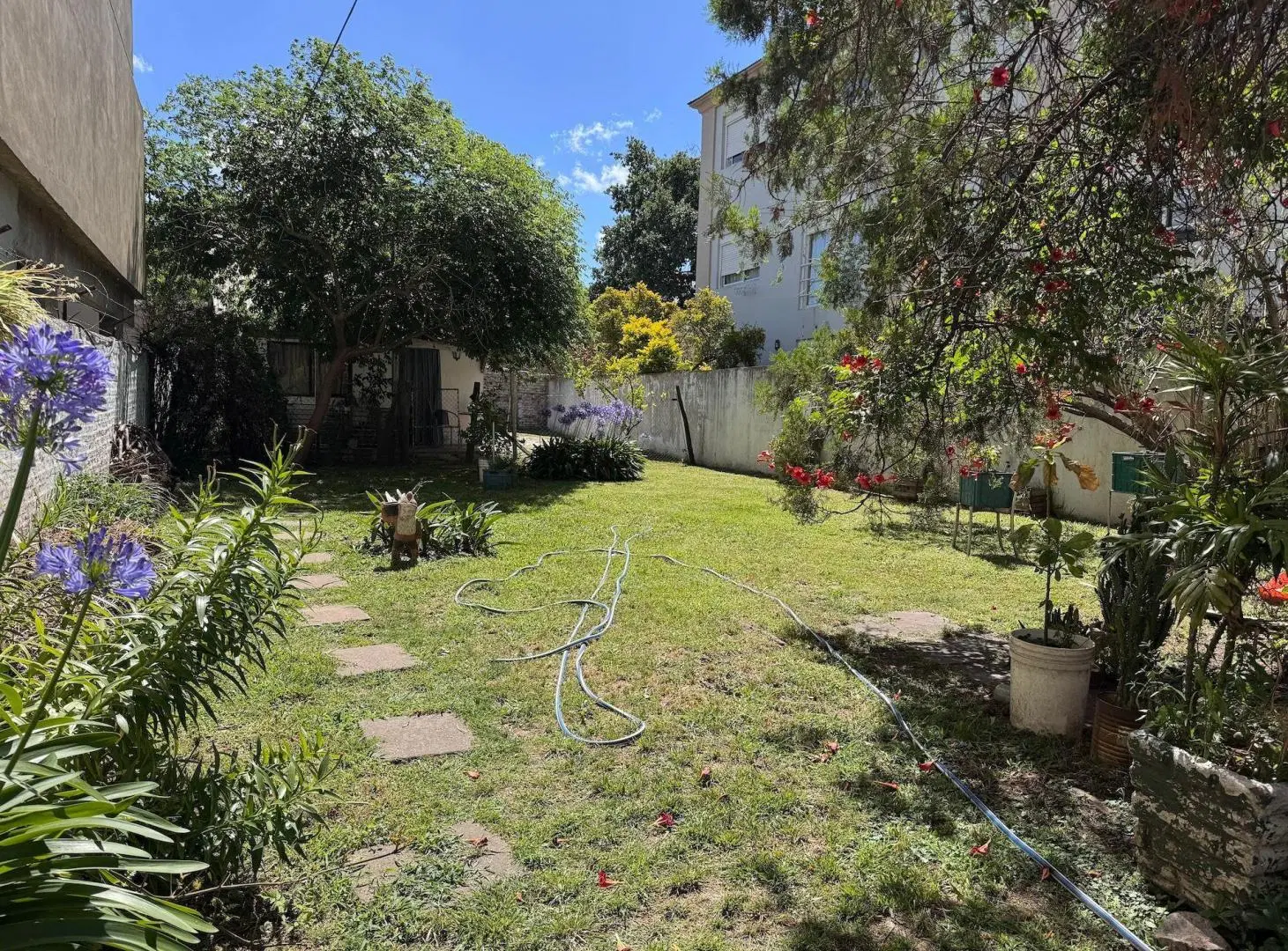 VENTA CASA A RECICLAR  OPORTUNIDAD PILAR  CTRO. 5