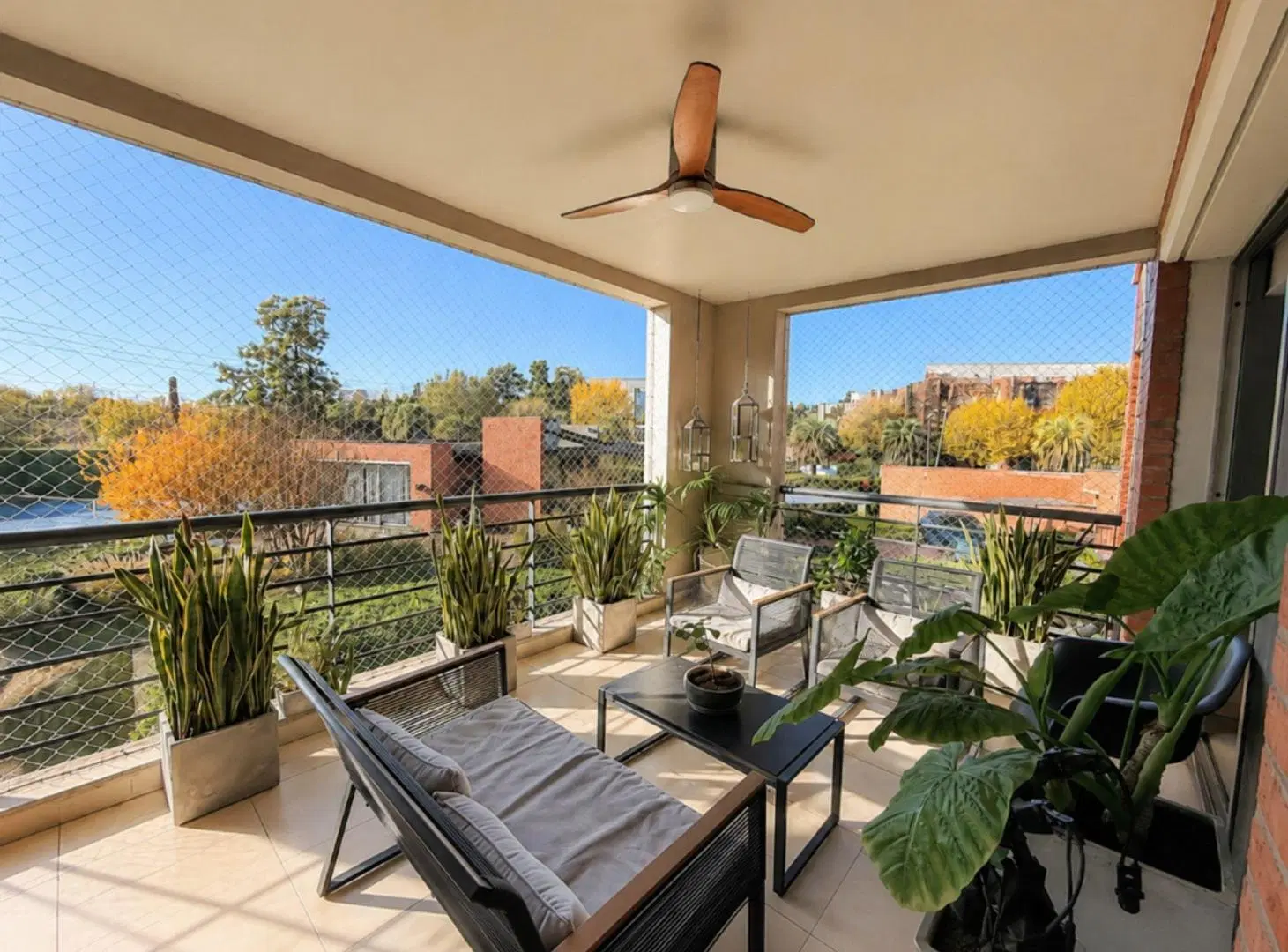 Venta Dpto 3 Amb c/Terraza y Cochera en Pilar 4