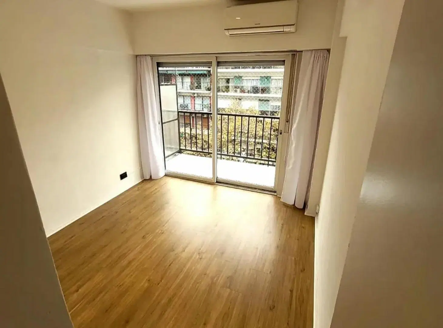 VENTA DEPTO 2 AMBIENTES CON BALCON, BELGRANO. 3