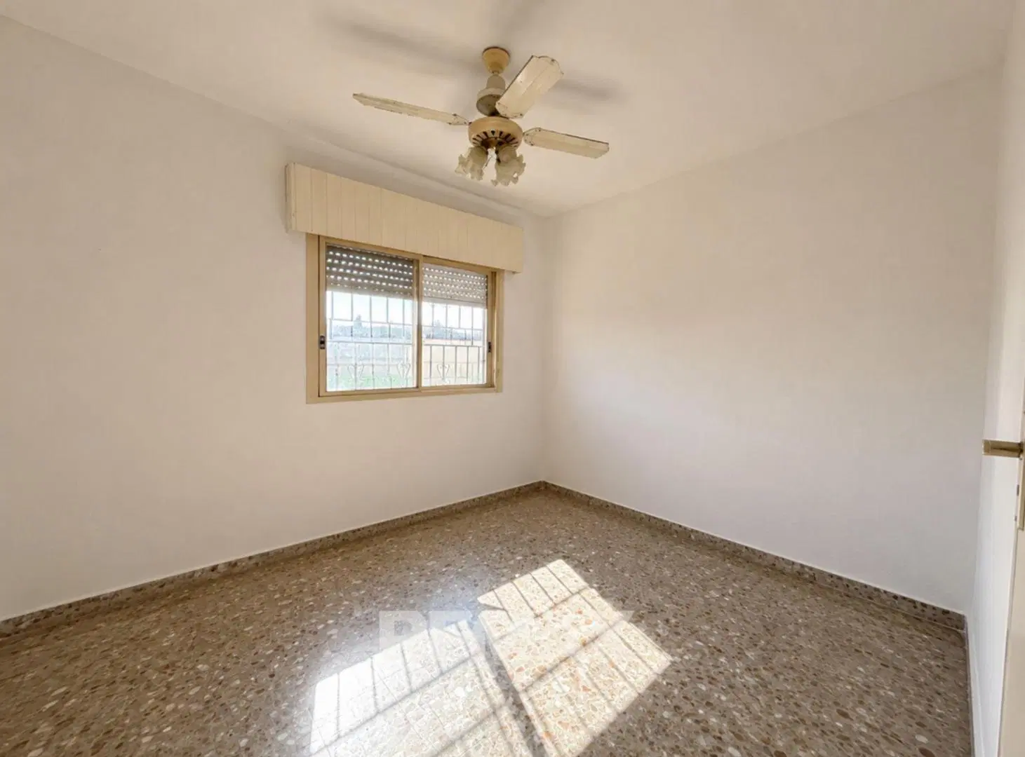 Venta Dpto 3 amb Primer Piso con Terraza Zarate 5