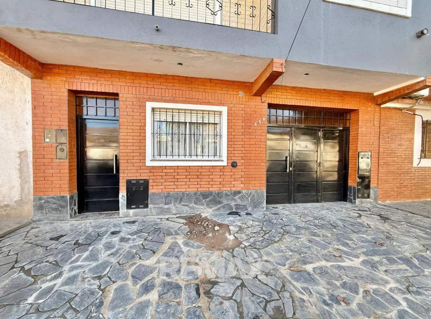 Venta Dpto 3 Amb con Patio y Cochera PB, Zarate 4