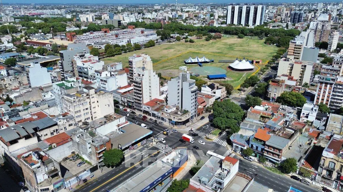 Venta Monoambiente con Balcon Parque Patricios 2