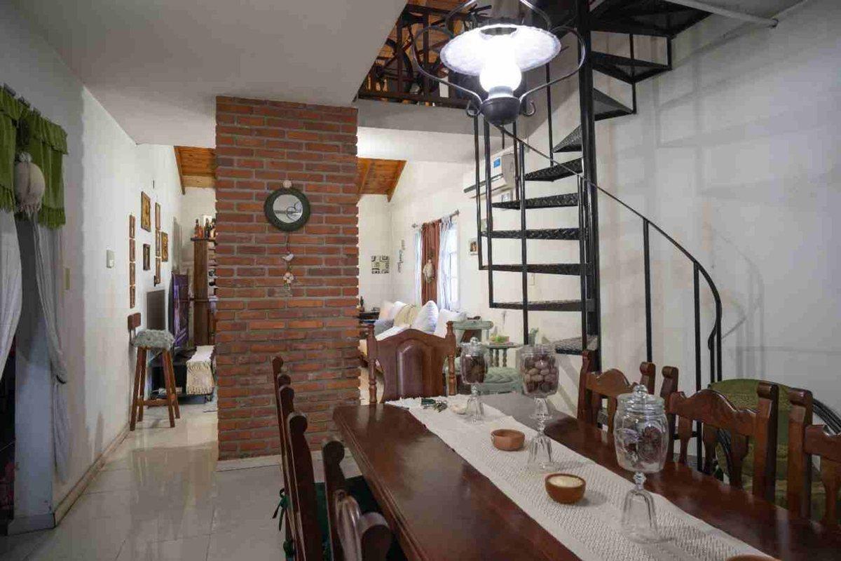Foto de Casa en Venta Pilar Apto Crédito 3 amb. altillo, imagen 5