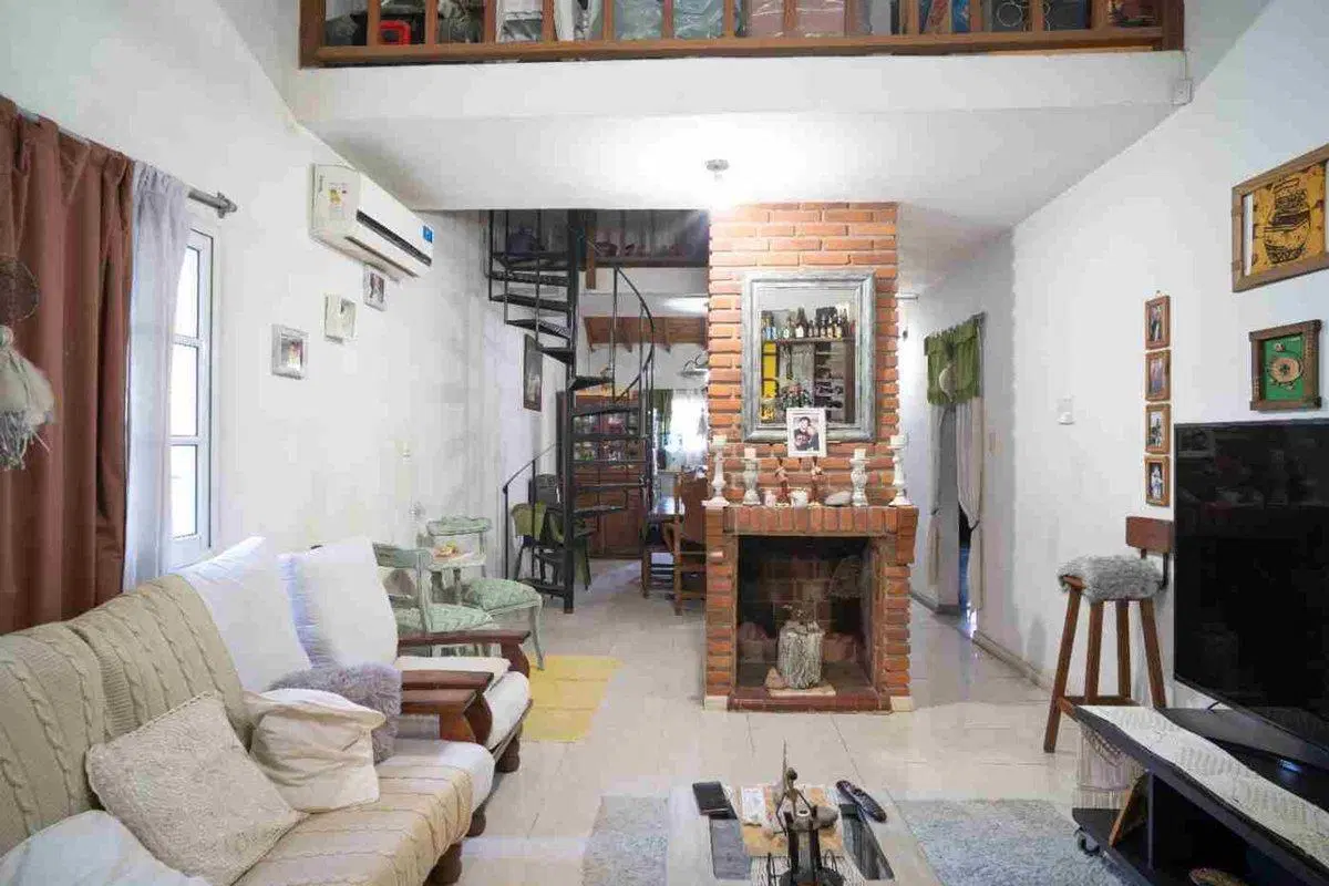 Casa en Venta Pilar Apto Crédito 3 amb. altillo 3