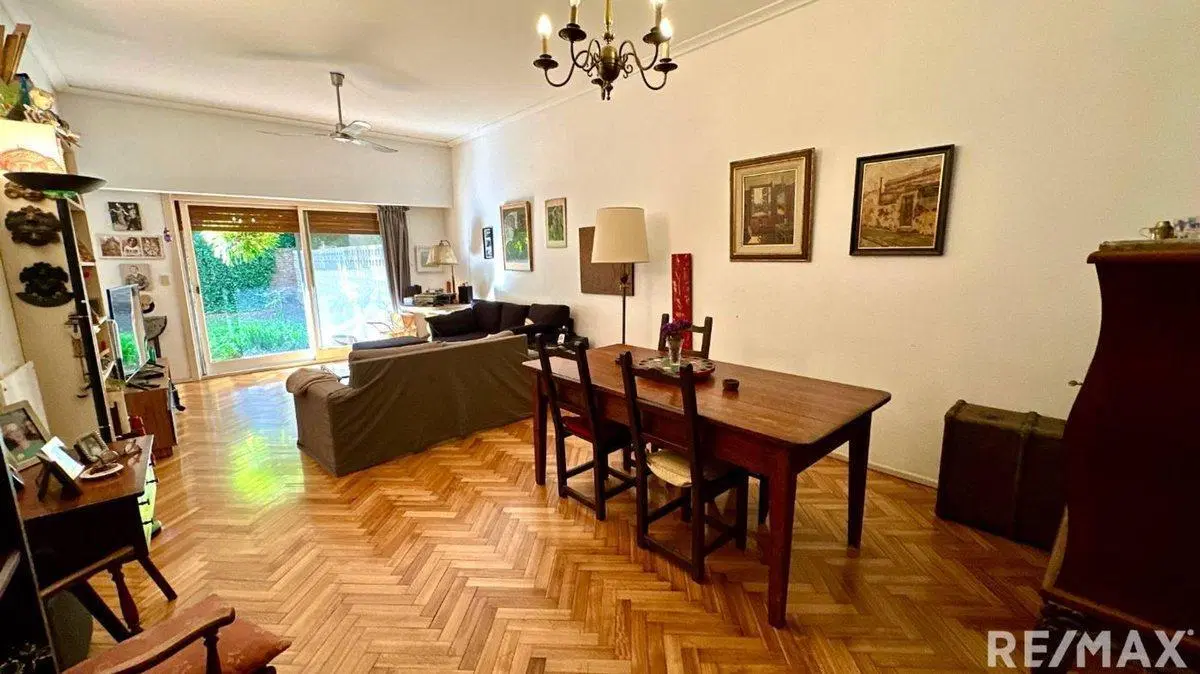 Venta departamento 4 ambientes y jardín en Olivos. 3