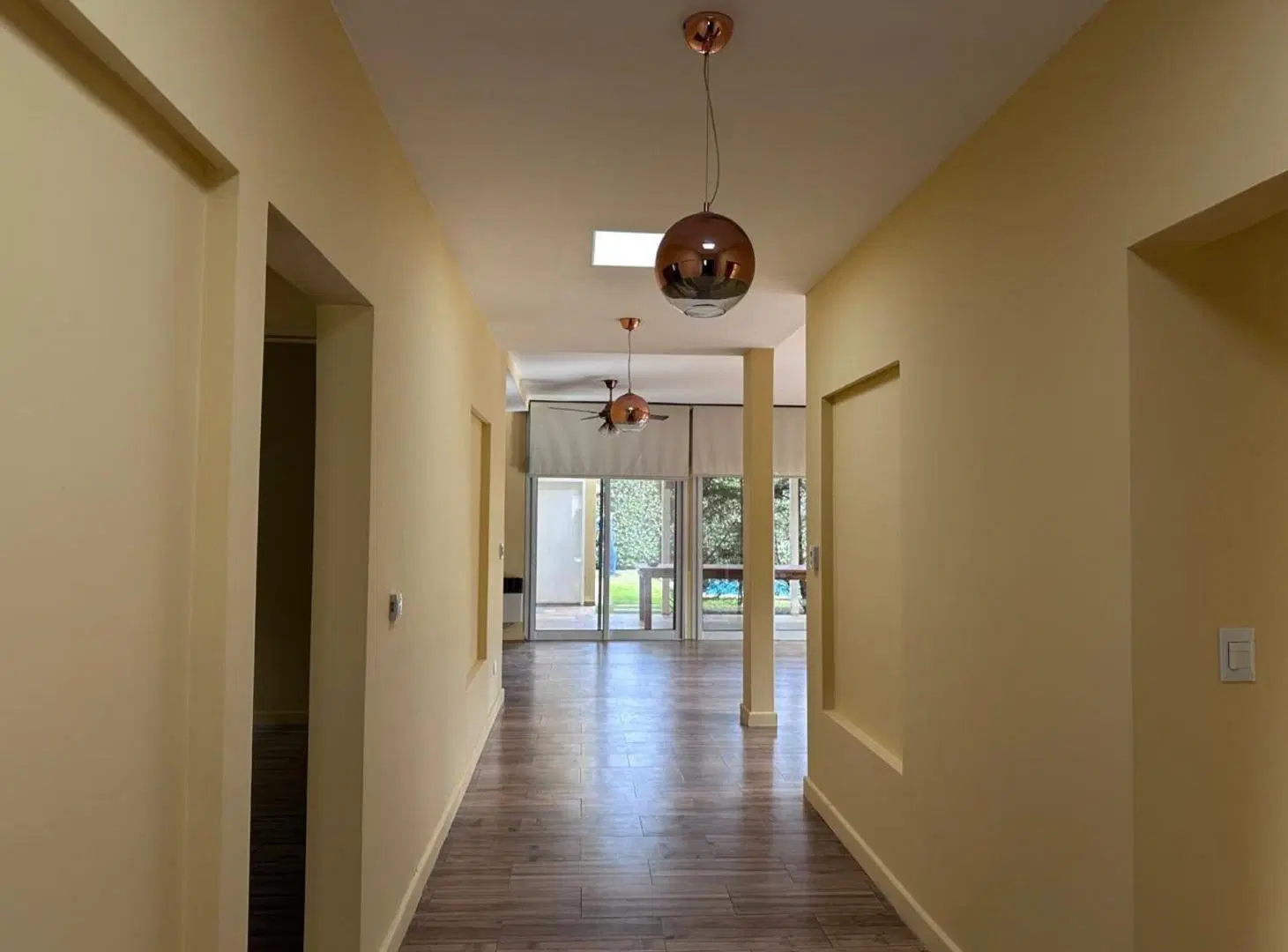 Venta casa en La Angélica, 4 amb/pileta 3