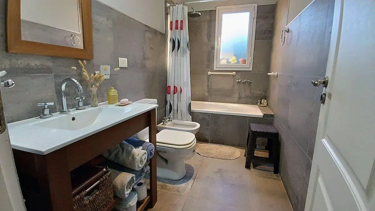 Venta Casa en Barrio Cerrado 4 amb. Gran Jardín 5