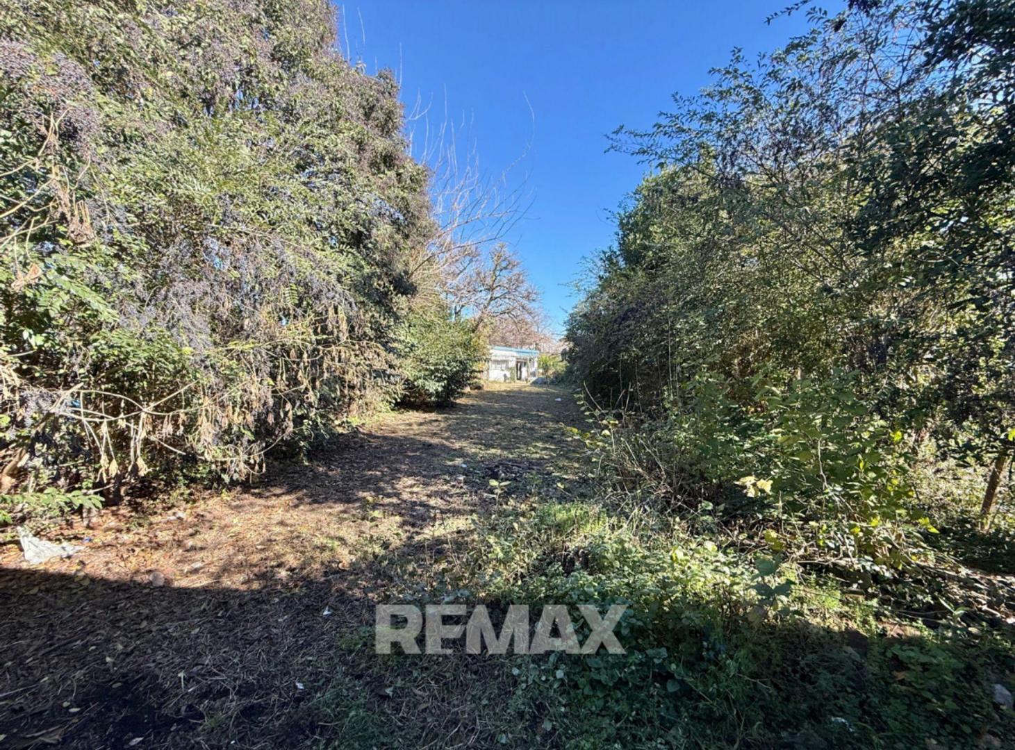 Foto de VENTA LOTE 1000 M2 PARA DESARROLLO EN GRAND BOURG, imagen 5