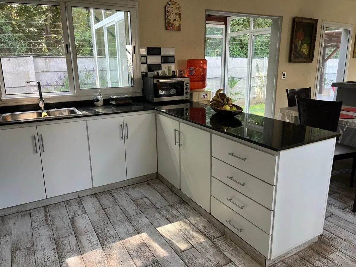 CASA EN VENTA 4 AMB C/ PILETA- LA CAÑADA LOS ARCES 2
