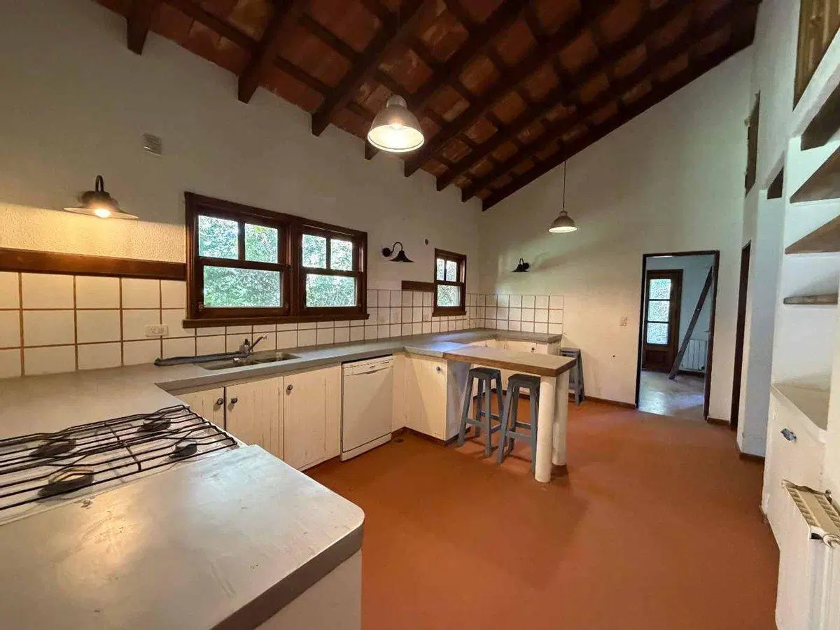 Venta casa 4 amb c/pileta y jardin en El Carmel CC 3
