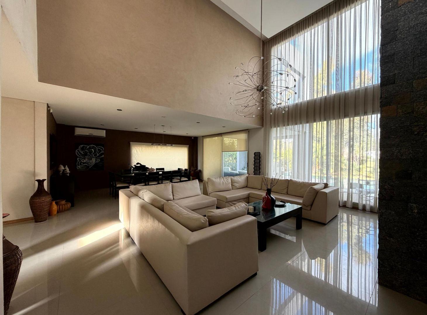Foto de VENTA CASA 6 AMB. Bº LA RESERVA SOFITEL CAMPANA, imagen 3
