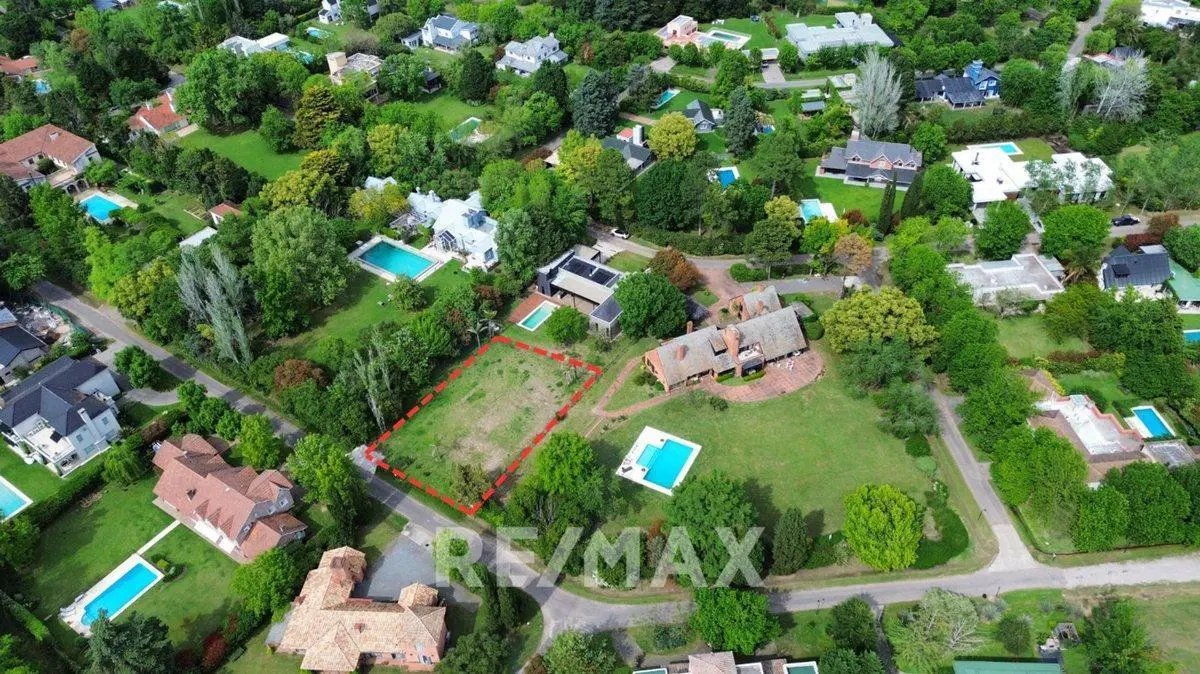 VENTA Lote central en Country Carmel 1015m2 2