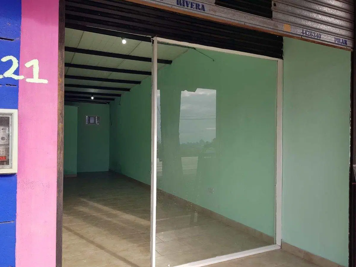 Alquiler local comercial sobre Ruta 234 en Derqui 5