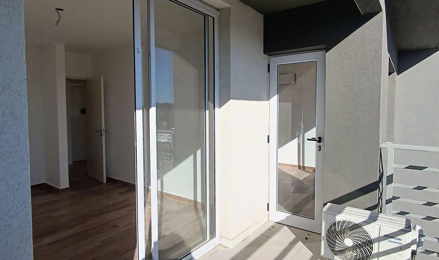 Venta Departamento a Estrenar con Piscina Moreno 3