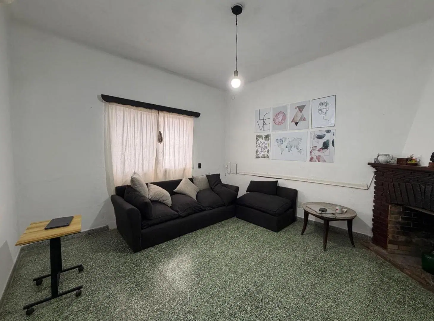 VENTA DE 2  CASAS  CON COCHERA  EN PILAR CENTRO 2