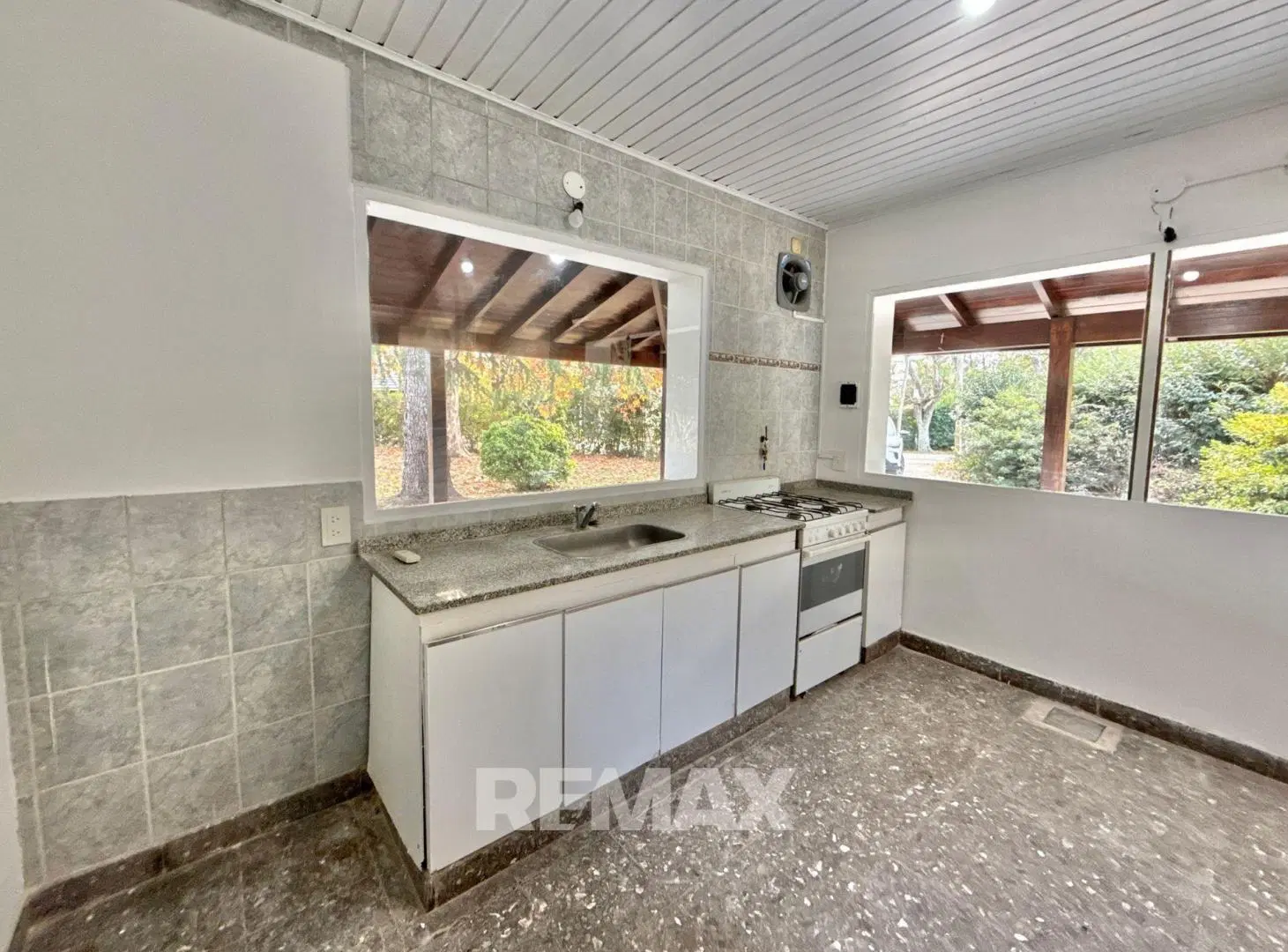 VENTA CASA FLIPPING OPORTUNIDAD MAPUCHE PILAR 5