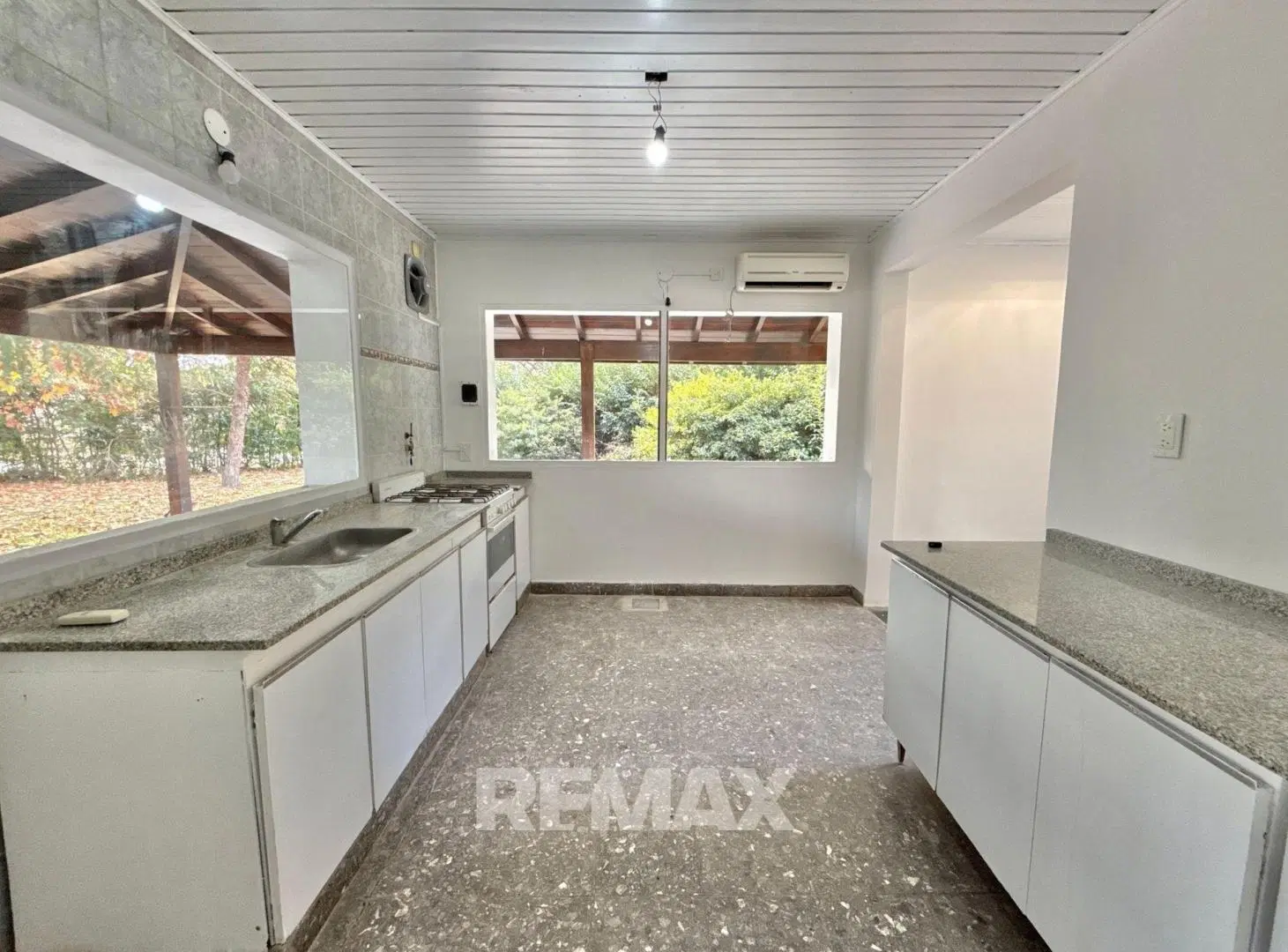 VENTA CASA FLIPPING OPORTUNIDAD MAPUCHE PILAR 4