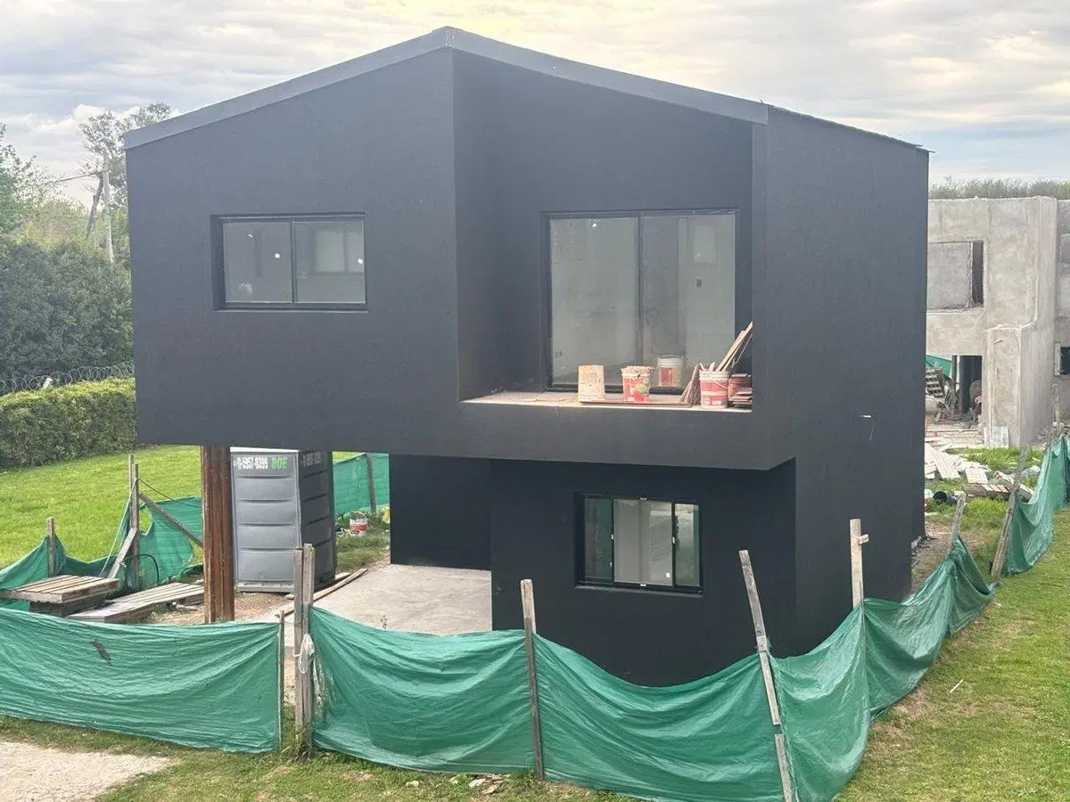 CASA A ESTRENAR EN VENTA, 5 AMBIENTES, PILAR. 8
