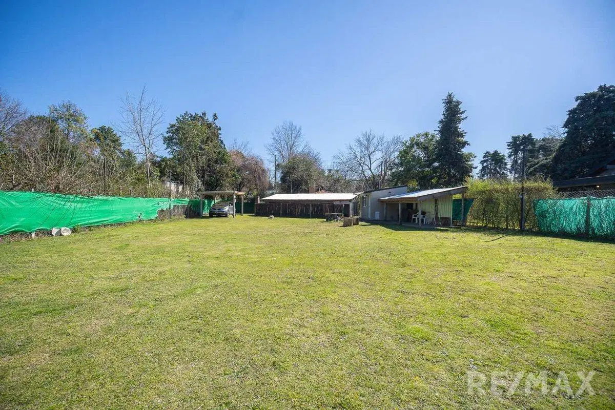 Venta Lote en Barrio Robles de Monarca 2