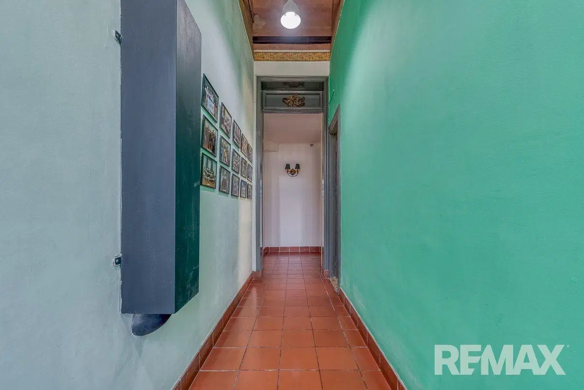 VENTA LOCAL/PROPIEDAD 976 M2 APTO COMERCIAL MUÑIZ 2