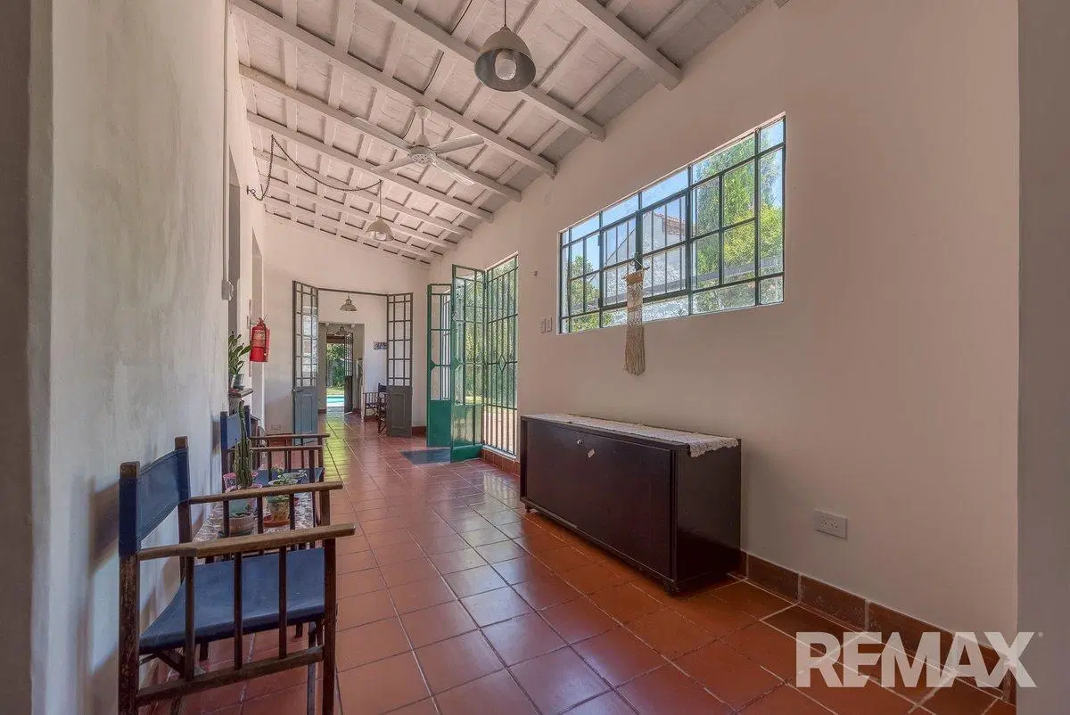 VENTA LOCAL/PROPIEDAD 976 M2 APTO COMERCIAL MUÑIZ 8